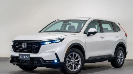 Mua Honda CR-V mới với giá trên 900 triệu