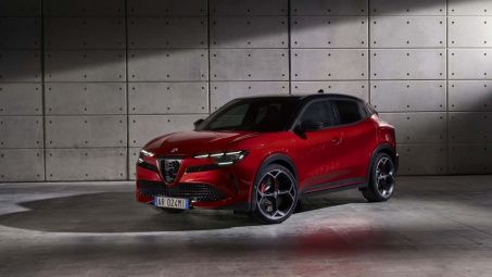 Chính phủ Ý buộc Alfa Romeo đổi tên xe vì mang tên Ý nhưng không được sản xuất tại Ý