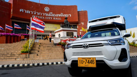 Xem trước Toyota Hilux chạy điện mới trước khi sản xuất hàng loạt tại Thái Lan vào năm 2025