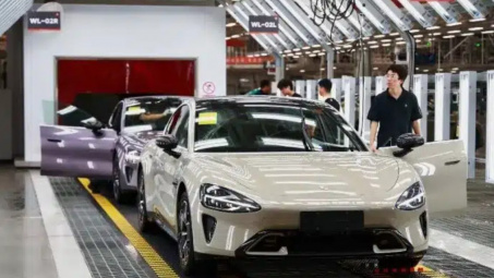 Chỉ mất 76 giây để sản xuất một chiếc Xiaomi SU7