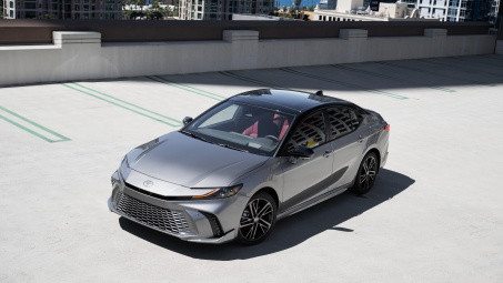 Chi tiết Toyota Camry 2025: Không đột phá nhưng vẫn đáng chú ý
