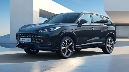 MG HS Plug in Hybrid 2025: Không gian rộng rãi và công nghệ hiện đại hơn