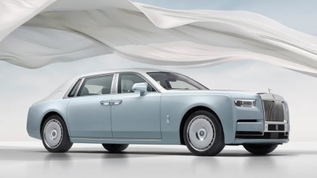 Khám phám hành trình huyền thoại 100 năm của Rolls-Royce Phantom qua các thế hệ