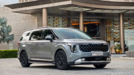 THACO AUTO bổ sung thêm bản hybrid cho Kia New Carnival
