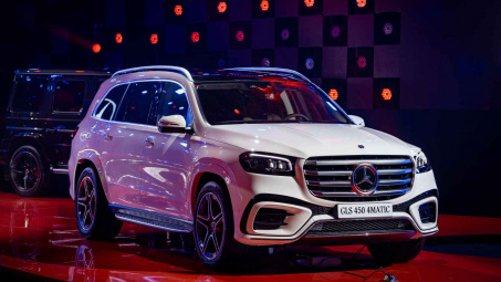 Ra mắt Mercedes-Benz GLS 450 4MATIC phiên bản Kỷ niệm 30 năm tại Việt Nam