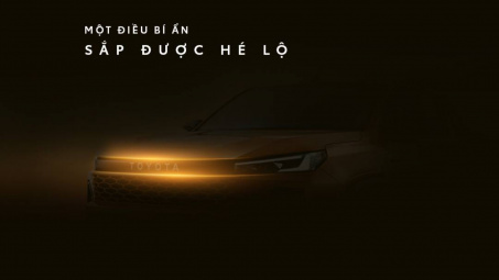 Toyota Hilux 2026 chính thức hé lộ tại Việt Nam: Hẹn ra mắt đầu năm sau