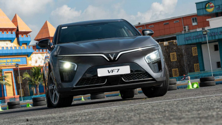 Ưu đãi khủng dịp cuối năm, cơ hội sở hữu VF 7 Eco – “nhà vô địch kép” của phân khúc C-SUV