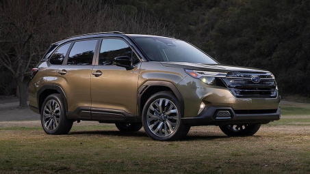 Chi tiết Subaru Forester 2025: Bổ sung bản hybrid đáng chờ đợi, thiết kế gây tranh cãi