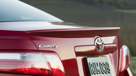 Toyota Camry qua các thế hệ: Đâu là mẫu xe đáng tin cậy nhất?