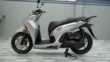 Honda SH350i hoàn toàn mới về Việt Nam dạng nhập khẩu, giá ngang ô tô