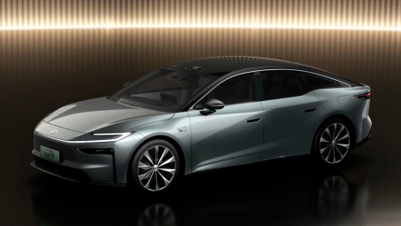 Toyota bZ7 2026: Xe điện chạy hệ điều hành Huawei