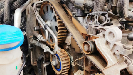 Dây curoa cam - "Quả bom nổ chậm" có thể phá hủy cả động cơ