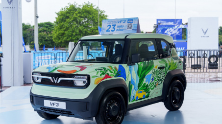 VinFast bán hơn 67.000 xe ô tô điện chỉ sau nửa năm, lập kỷ lục mới