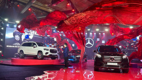 “Không gian tuyệt tác Mercedes-Benz – LiveRARE” chính thức khai màn