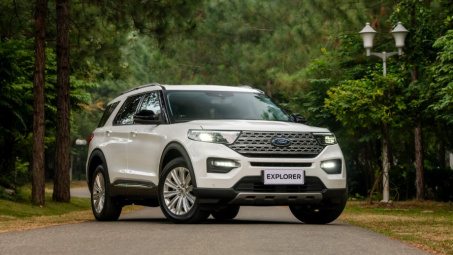 Top 10 mẫu ô tô bán chậm nhất tại Việt Nam tháng 7/2025