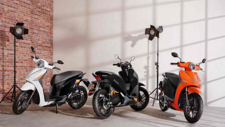 Dat Bike khai trương loạt cửa hàng mới, triển khai chương trình “Thu xe xăng đổi xe điện”