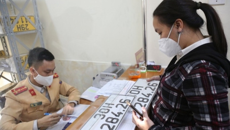 Giảm tới 6 triệu đồng khi đăng ký xe mới: Điều kiện nào để người dân được hưởng?