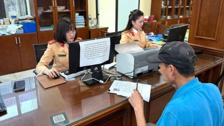 Giảm 30% lệ phí đăng ký xe, rút ngắn thời gian cấp giấy phép lái xe từ năm 2025