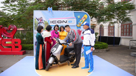 Honda tặng 408 xe ICON e: hỗ trợ đào tạo lái xe an toàn cho học sinh THPT toàn quốc