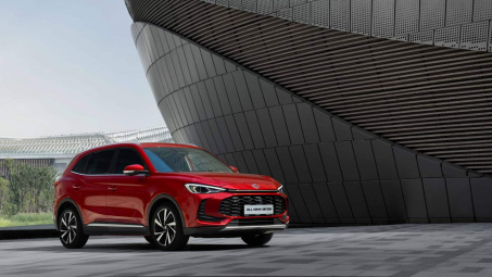 Soi cận cảnh MG ZS Hybrid+ vừa ra mắt Việt Nam: SUV đô thị 197 mã lực, giá 668 triệu đồng có gì đáng chú ý?