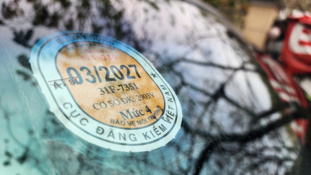 Tem đăng kiểm ghi mức khí thải thực tế, không phải chuẩn Euro của xe