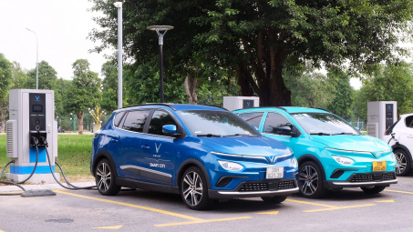 Kéo dài ưu đãi lệ phí trước bạ 0% cho ô tô điện chạy pin đến hết năm 2030