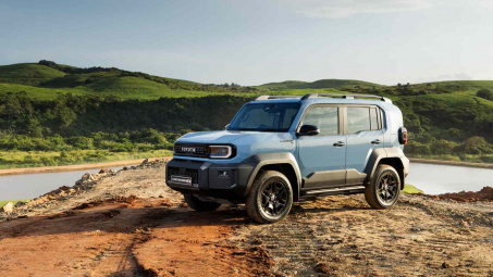 Toyota trình làng SUV địa hình Land Cruiser FJ tại Việt Nam, chốt giá 1,198 tỷ