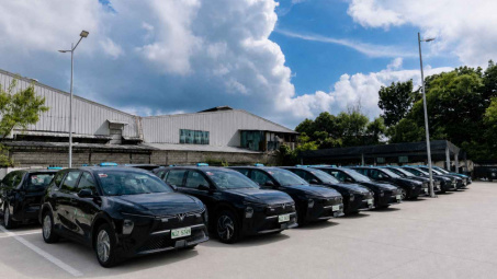 Green GSM Philippines có thêm dịch vụ taxi điện 7 chỗ cao cấp