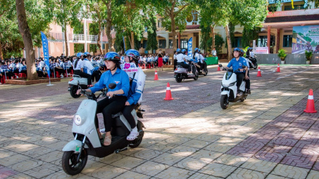 Từ 15/8: Người từ 16 đến dưới 18 tuổi có được lái xe máy?