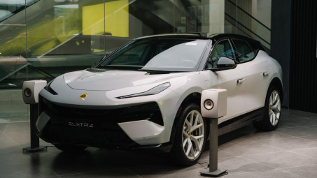 Lotus Cars Việt Nam kết hợp KEF Audio, mang trải nghiệm âm thanh Hi-Fi vào xe hiệu năng cao