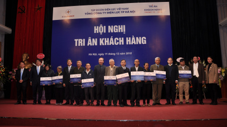 EVN HANOI tưng bừng tri ân khách hàng khách hàng sử dụng điện