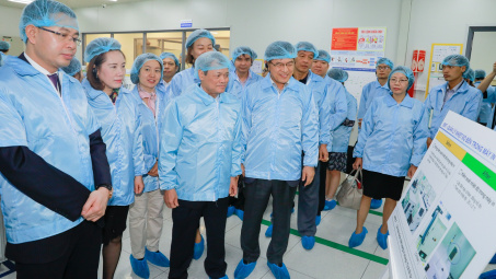 95 tư vấn viên đào tạo bởi Samsung sẵn sàng hỗ trợ doanh nghiệp Việt Nam