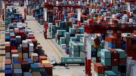 Mỹ lùi kế hoạch tăng thuế 200 tỷ USD hàng hóa Trung Quốc