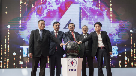 Ngày 22/12/2018l Sự kiện&Con số: EVN công bố cung cấp dịch vụ trực tuyến cấp độ 4