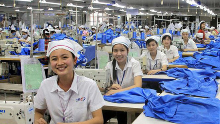 Chính sách mới có hiệu lực từ tháng 1/2019: Lương tối thiểu vùng tăng khoảng 200.000 đồng/tháng