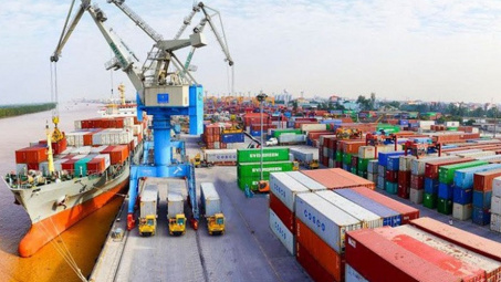 Xuất siêu tăng mạnh: Những điểm nghẽn đã dần được tháo gỡ!