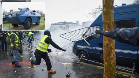 Xe bọc thép rầm rập tới Paris chống biểu tình