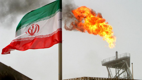 Thị trường dầu thô vẫn chưa có phản ứng rõ ràng về việc Iran bị cấm vận xuất khẩu