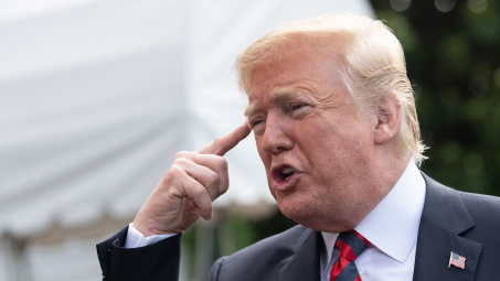 Quốc tế nổi bật: Ông Trump tạo điều kiện cho người nhập cư