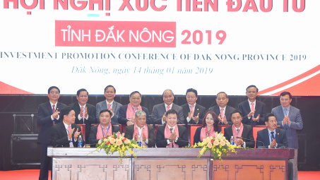 Đắk Nông trao quyết định đầu tư cho các nhà đầu tư  trị giá khoảng 50.000 tỷ đồng