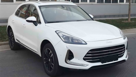 Bỏ tiền mua Zotye, sở hữu xe y như Porsche Macan