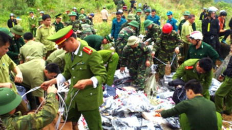 Khởi tố gần 2.000 vụ vi phạm, nhưng buôn lậu vẫn 'nóng'