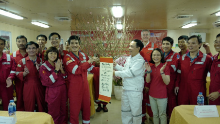 Xuân sớm trên những công trình dầu khí biển