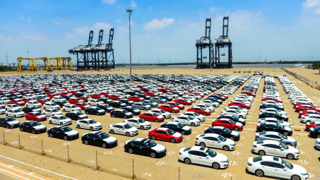 10 năm qua, Việt Nam nhập khẩu bao nhiêu ô tô?