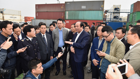 Kiểm tra tình hình nhập khẩu phế liệu: Tháo gỡ ngay khó khăn để doanh nghiệp yên tâm ăn Tết