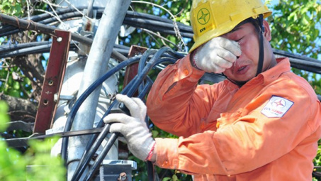 Ba tôi ngày trước là thợ điện