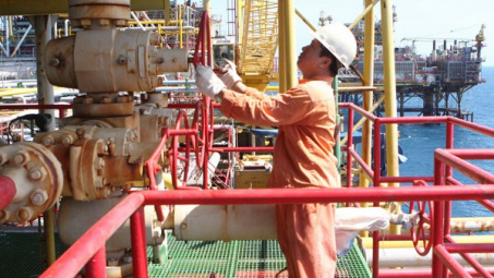 Doanh nghiệp PVN khai thác hơn 2 triệu tấn dầu trong tháng đầu năm