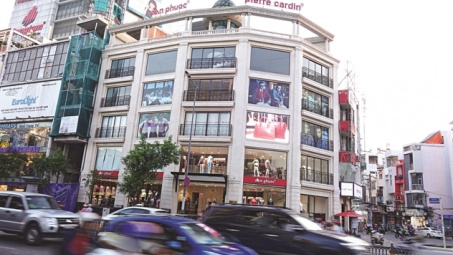 Thời trang Việt: Trở về không dễ dàng