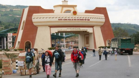 Điều kiện để hưởng ưu đãi thuế suất thuế nhập khẩu theo Hiệp định Thương mại biên giới Việt Nam - Lào