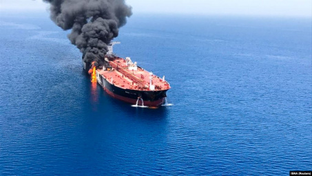 Giá dầu thô tăng mạnh sau thông tin tàu chở dầu Iran bị tấn công